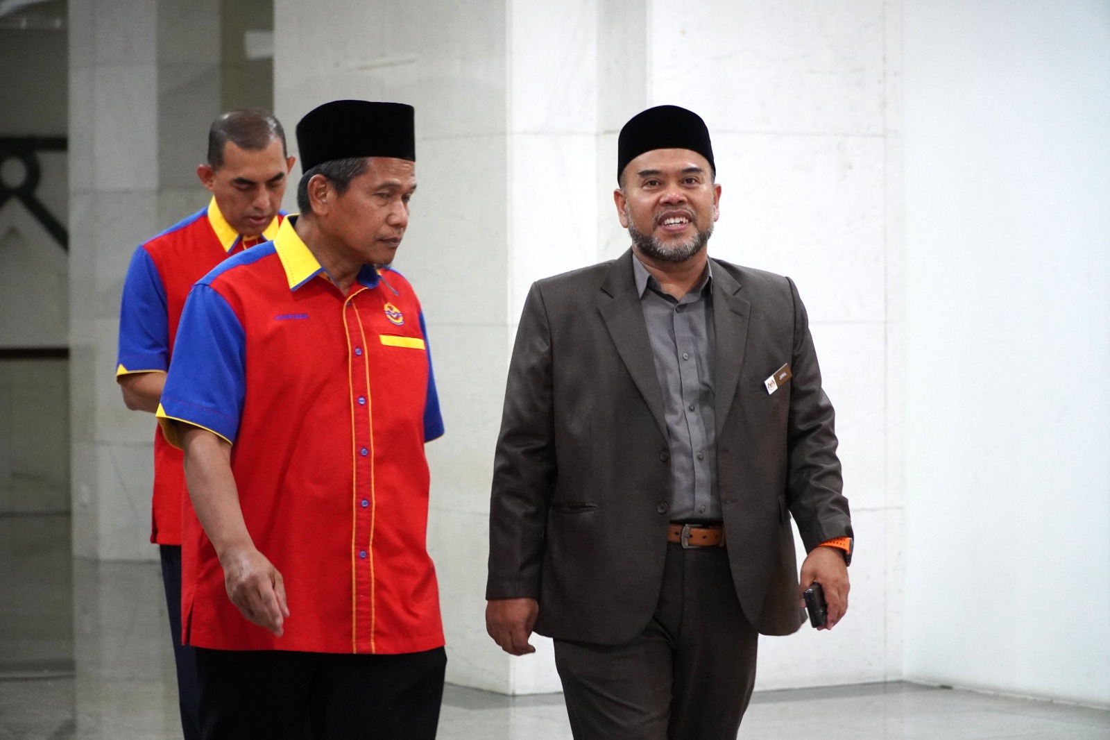 WhatsApp Image 2025 03 27 at 12.34.23